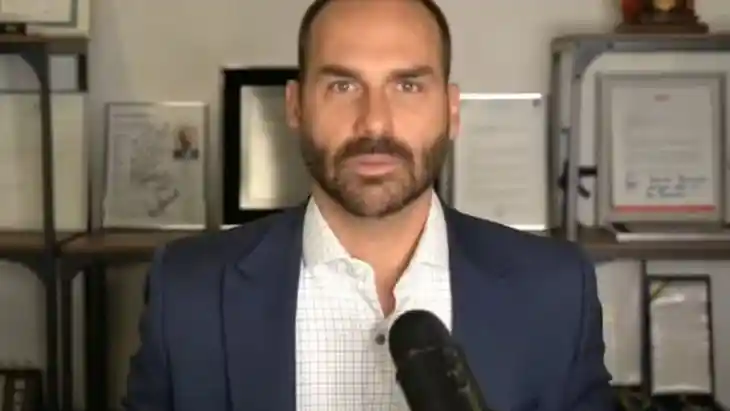 Imagem de Bolsonaro busca dar protagonismo a Eduardo Bolsonaro na campanha eleitoral de 2026