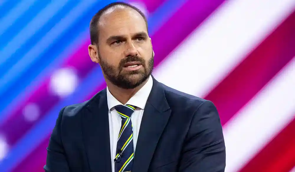 Imagem de Relator vota pelo arquivamento do processo de cassação de Eduardo Bolsonaro no Conselho de Ética da Câmara