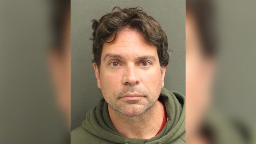 Imagem de Ramagem deixa centro de detenção nos EUA após prisão por questões migratórias