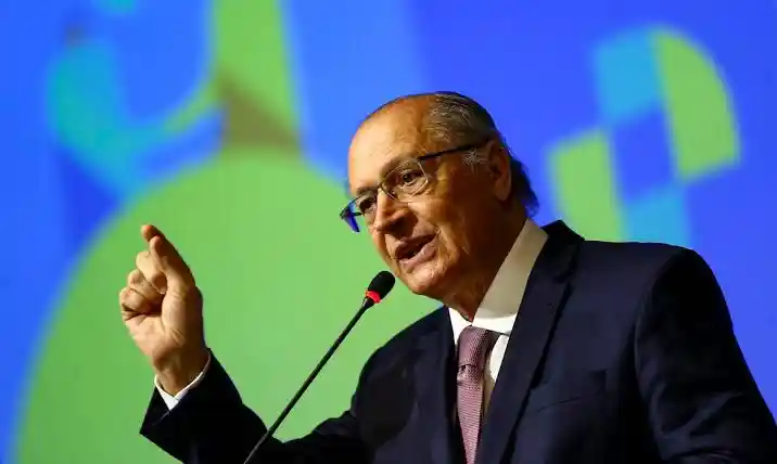 Imagem de Alckmin elogia STF, PF e PGR por condenação de Bolsonaro