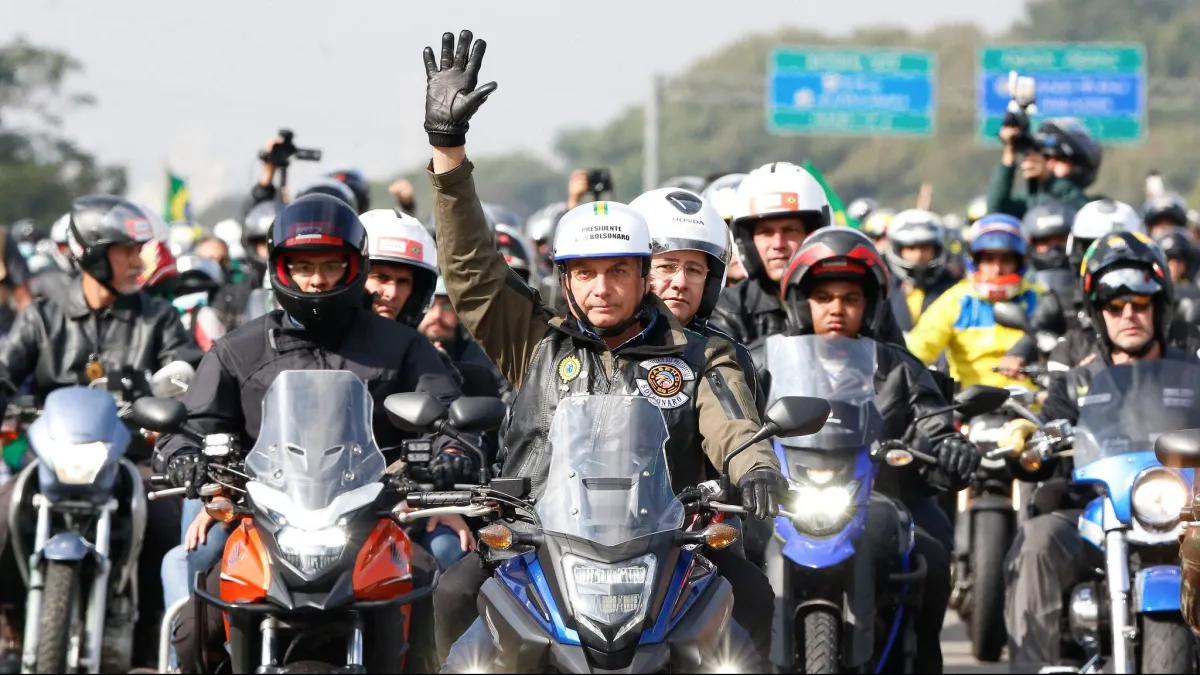 Imagem de Manifestantes convocam motociata em apoio a Bolsonaro