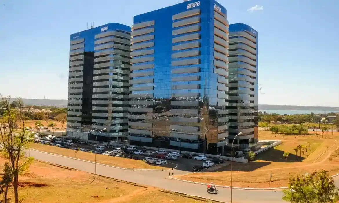 Imagem de Operação mira BRB, PicPay e servidores em investigação sobre descontos na folha do DF