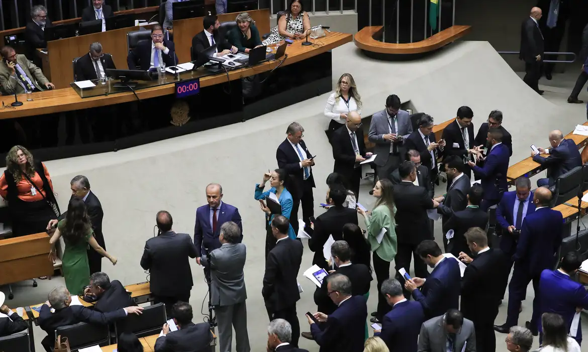 Imagem de Após aprovação na Câmara, Senado acelera análise do PL da Dosimetria