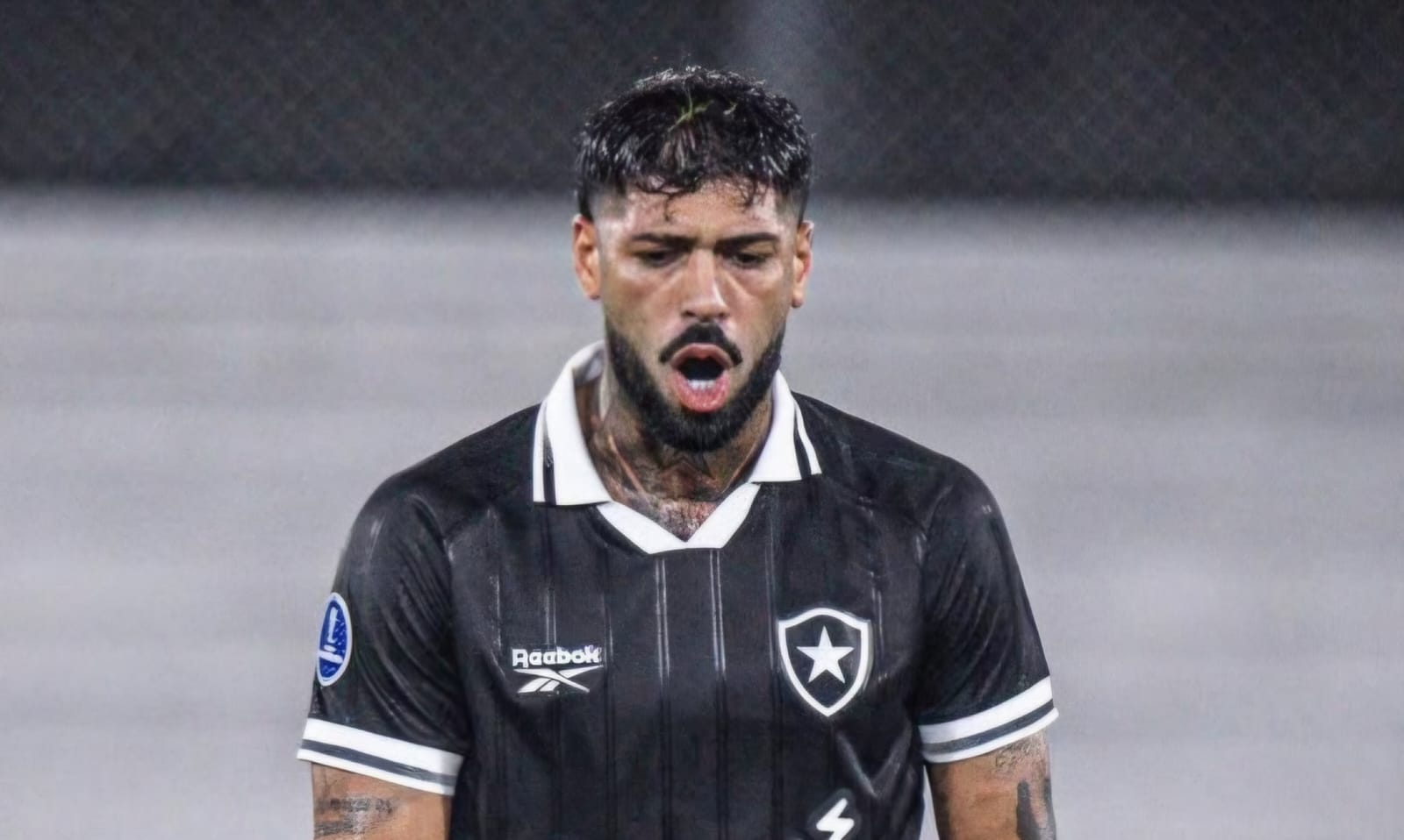 Imagem de Palmeiras avança por Barboza e vê retorno de Danilo como improvável