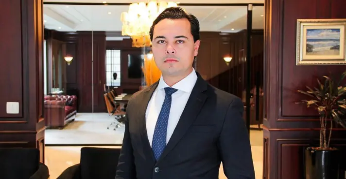 Imagem de Advogado denuncia Moraes à OAB por cerceamento de defesa no STF