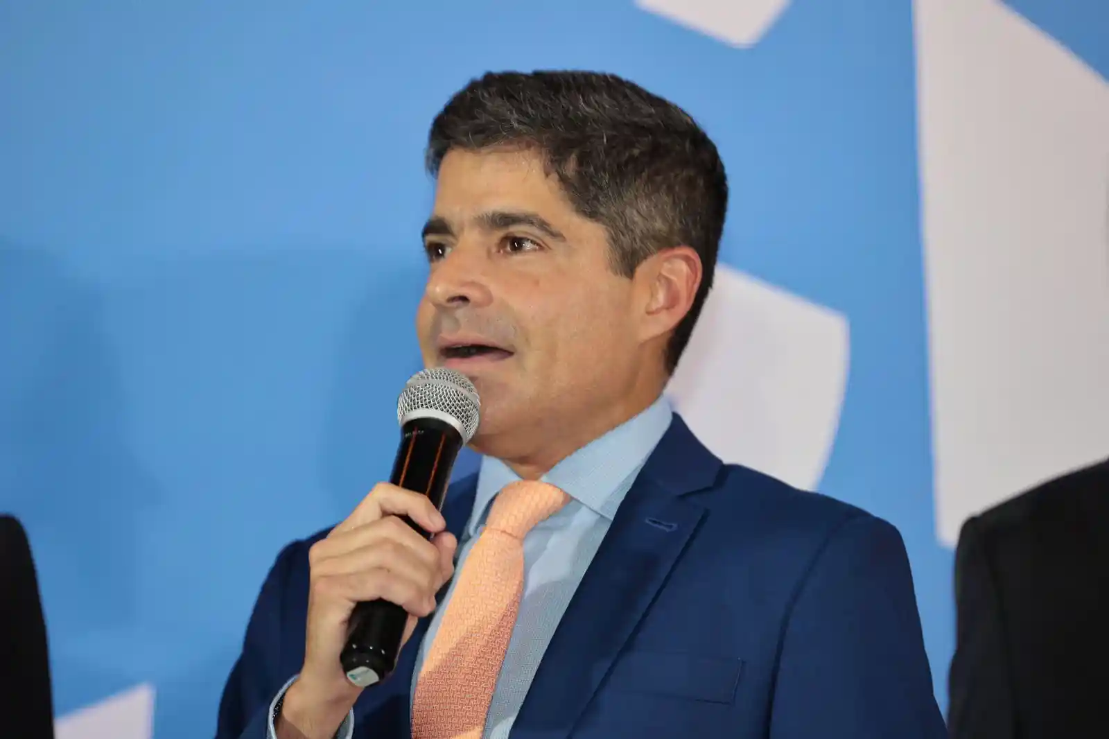 Imagem de Paraná Pesquisas: ACM Neto lidera disputa pelo governo da Bahia com vantagem sobre Jerônimo