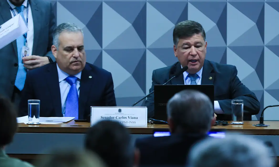 Imagem de CPI do INSS pede prisão preventiva de investigados por fraudes bilionárias em benefícios