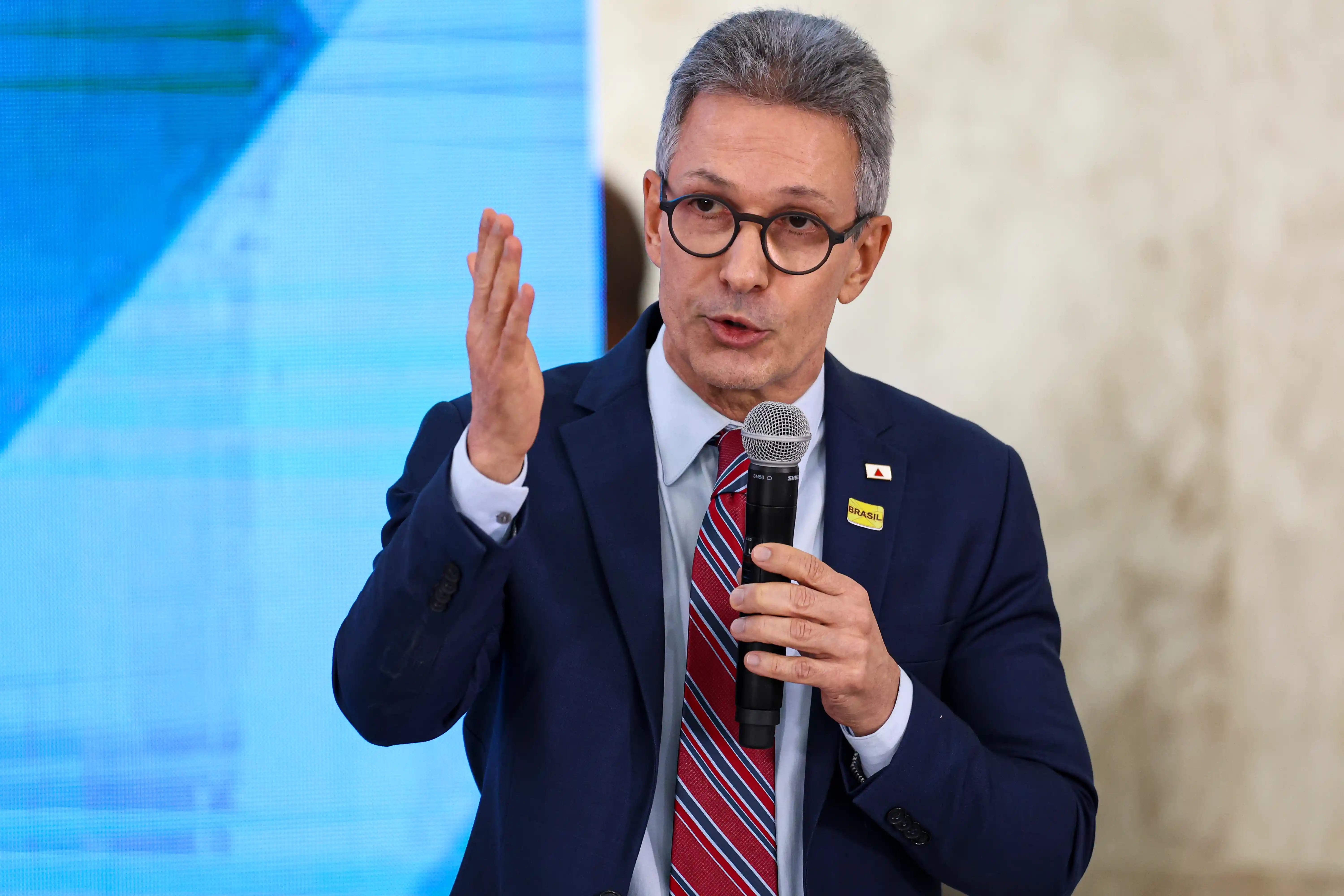 Imagem de Novo articula Zema como vice de Flávio Bolsonaro para 2026