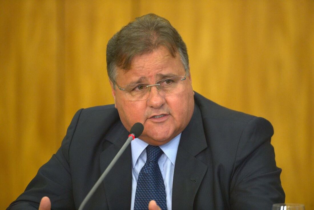 Imagem de Geddel Vieira Lima relata agressão durante Réveillon em condomínio de luxo na Bahia