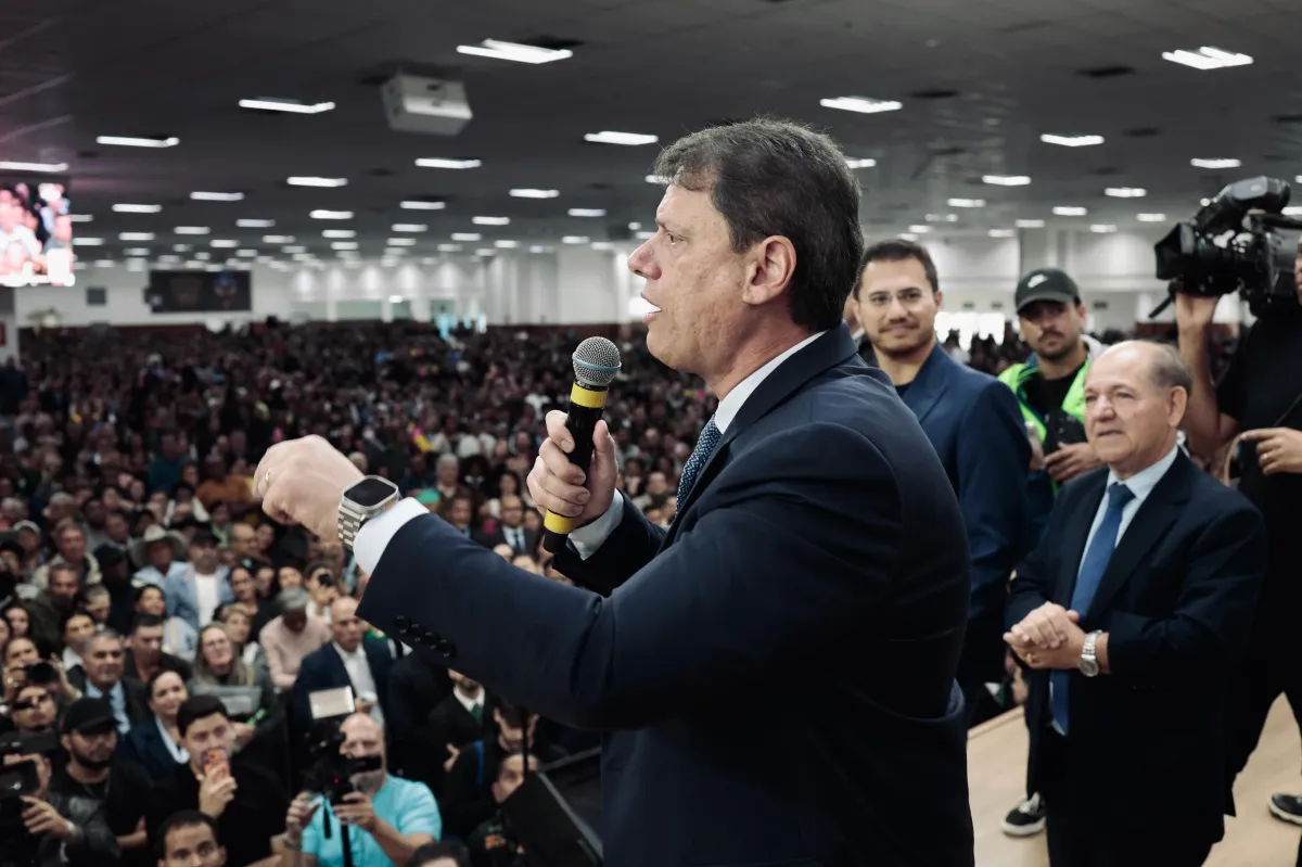 Imagem de Tarcísio manifesta apoio a André Mendonça e cobra transparência do STF