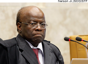 Imagem de “Sou contra ministro do STF se eternizar no cargo”, diz Barbosa