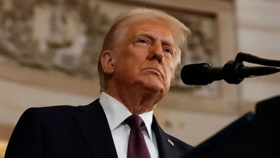 Imagem de Trump diz a Lula que EUA não vão interferir nas eleições brasileiras