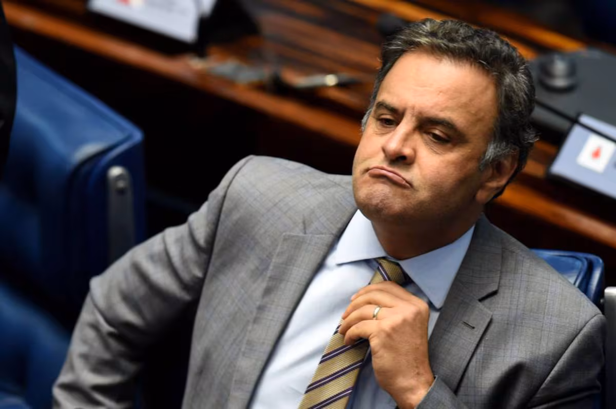 Imagem de Aécio desiste da disputa ao Planalto e PSDB ficará sem candidato à Presidência