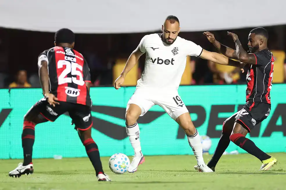 Imagem de Vitória vence Botafogo no Barradão e encerra sequência de derrotas