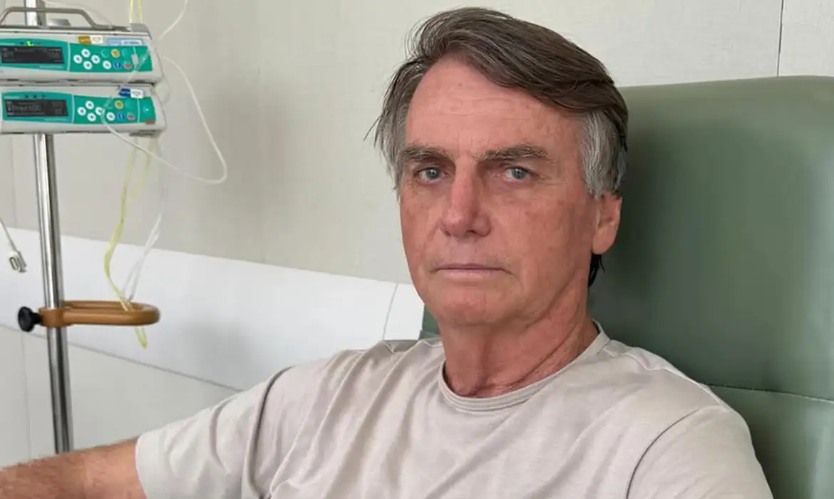 Imagem de Moraes concede prisão domiciliar a Bolsonaro por 90 dias com monitoramento rígido