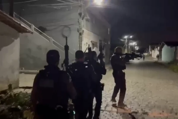 Imagem de Suspeitos de sequestro em shopping de Salvador morrem após confronto com a polícia