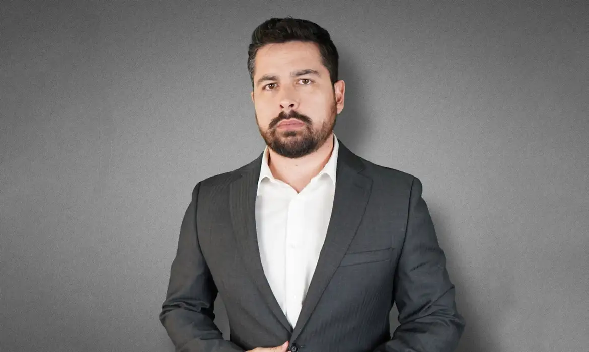 Imagem de Governo Lula cobra EUA por carta rogatória a Paulo Figueiredo