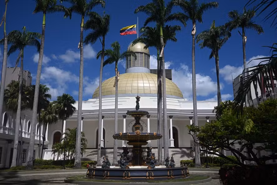 Palácio Legislativo Federal da Venezuela - também conhecido como Capitólio - antes do início da sessão da Assembleia Nacional em Caracas, em 8 de janeiro de 2026
