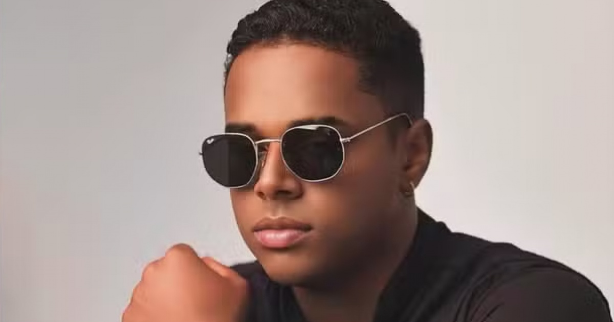 Kaique Viana é conhecido como 'Rei do Breguinha' e tem cerca de 40 mil seguidores no Instagram