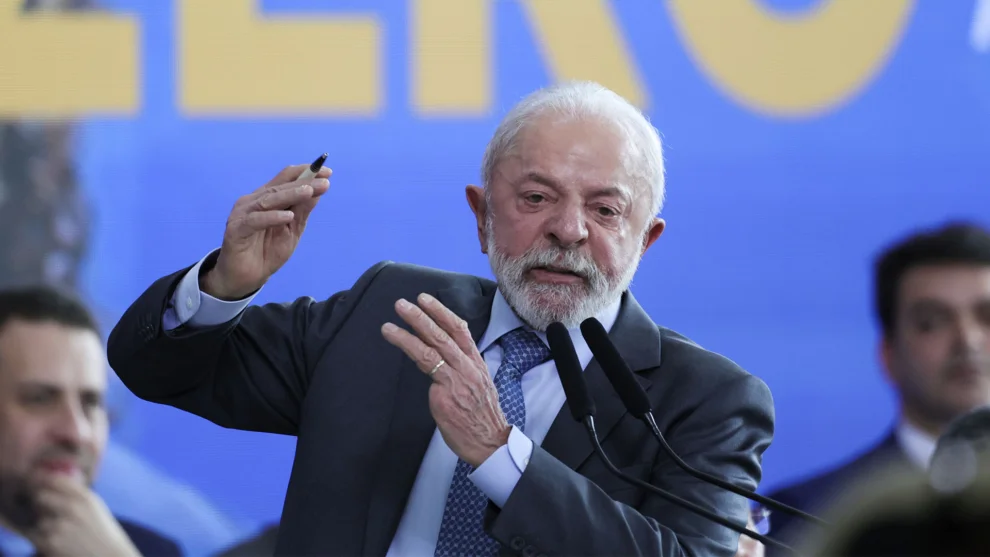 Imagem de Governo tenta aprovar fim da taxa das blusinhas antes do prazo final da medida provisória