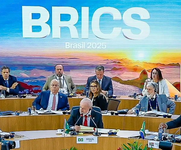Imagem de Sem cargo oficial, Janja participa de reunião do BRICS