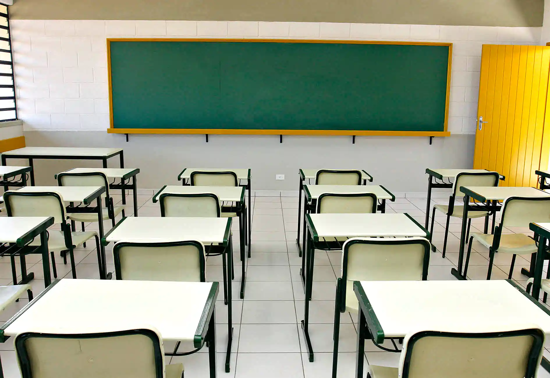 Imagem de Estudante é agredida após rejeitar investidas de colega em escola de Feira de Santana