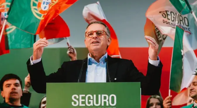 Imagem de Socialista é eleito presidente de Portugal