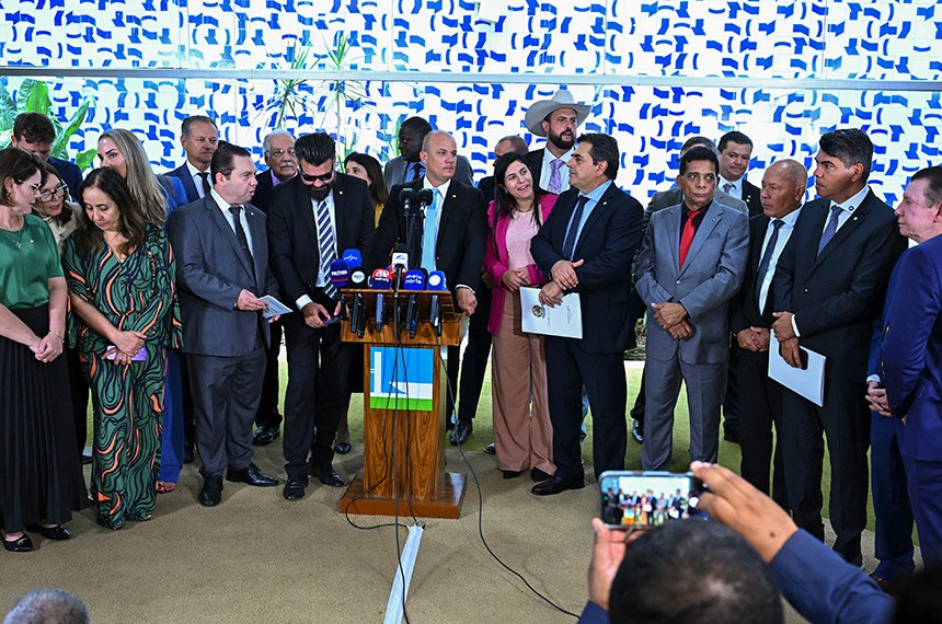 Imagem de Pedido de criação da CPMI do Banco Master é protocolado no Congresso