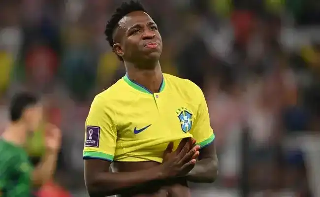 Imagem de Brasil enfrenta o Japão e inicia disputa do mata-mata da Copa do Mundo