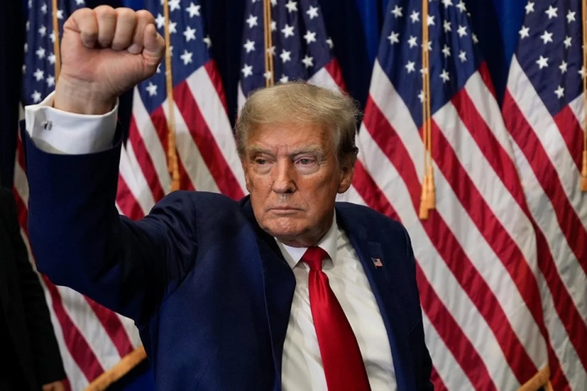 Imagem de Trump cobra redução imediata no preço da gasolina nos Estados Unidos
