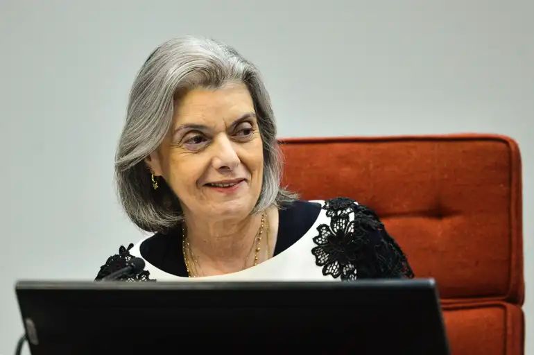 Imagem de Senadores pedem impeachment de Cármen Lúcia após fala polêmica sobre brasileiros na internet