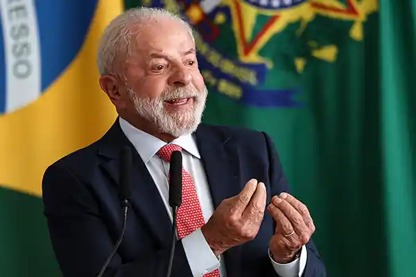 Imagem de Rejeição a Lula chega a 48%, diz PoderData