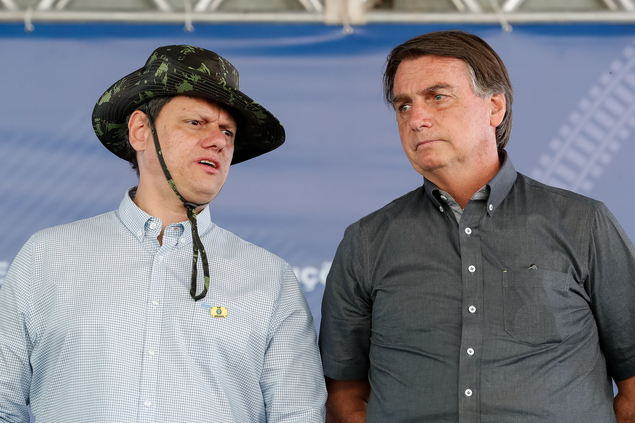 Bolsonaro recebe Tarcísio para almoço em Brasília
