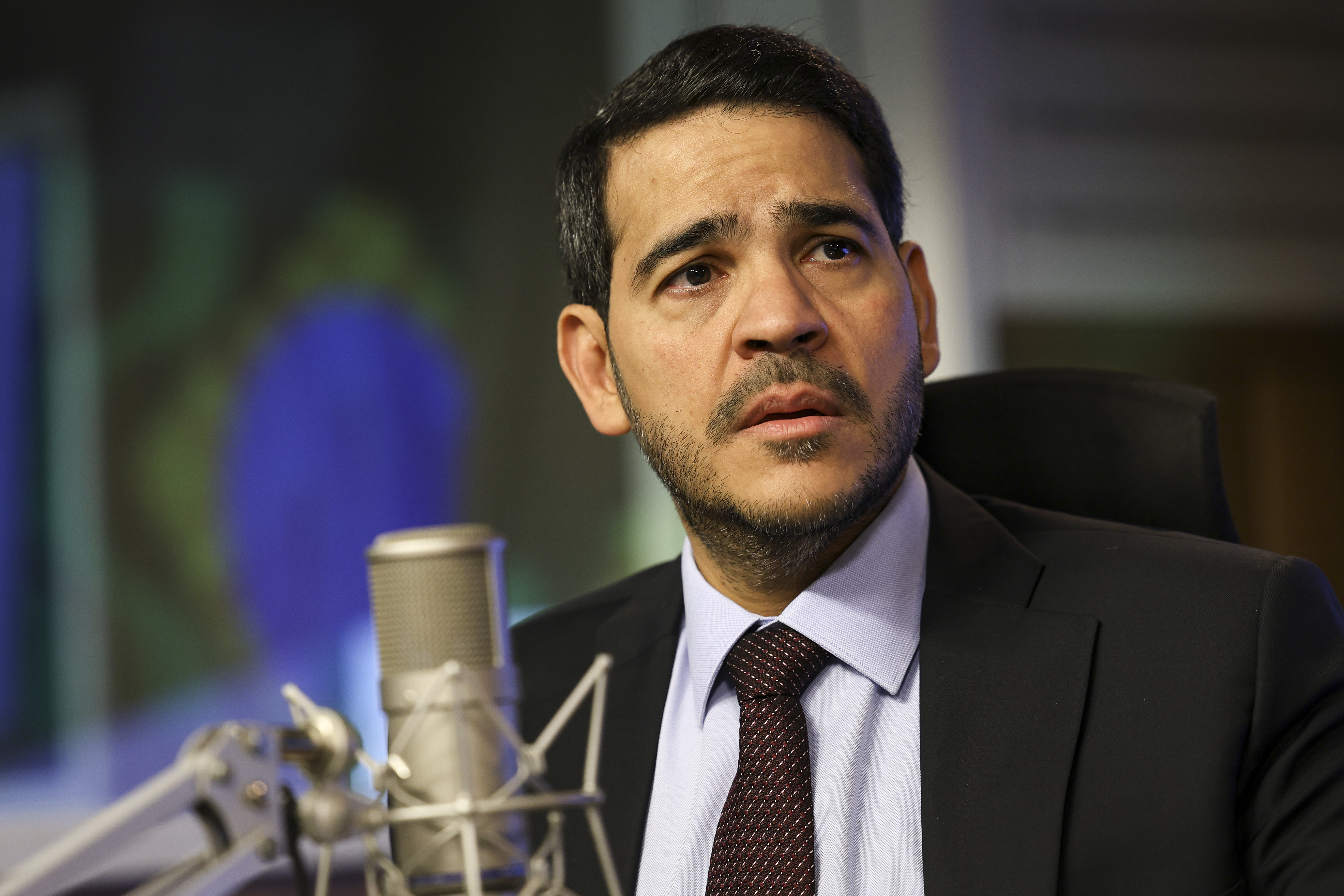 Imagem de Jorge Messias reúne votos para o STF, mas indicação de Lula enfrenta resistência no Senado