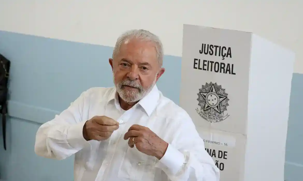 Imagem de Desaprovação ao governo Lula permanece acima de 50% no fim de 2025