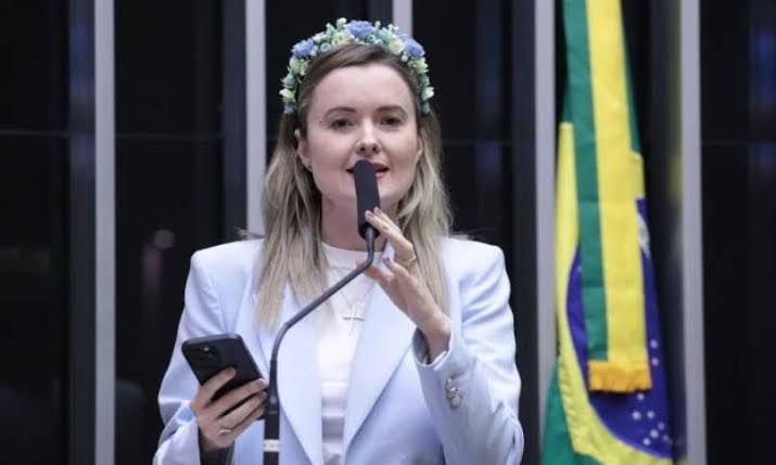 Imagem de Deputada aciona MPF para investigar atuação de Janja no caso Discord