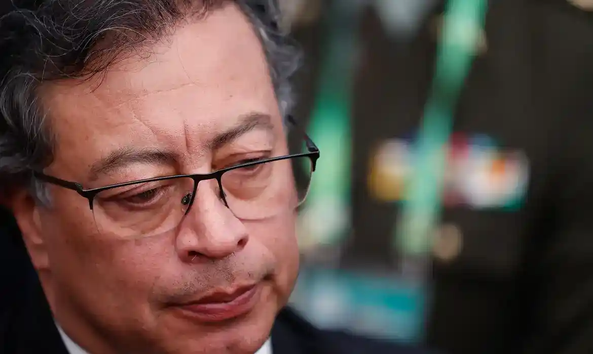 Imagem de Colômbia: Direita lidera eleição presidencial e disputará 2º turno contra aliado de Petro
