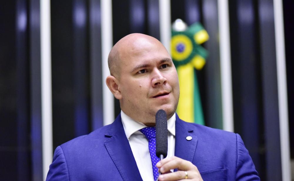 Imagem de Prefeito de Cuiabá veta linguagem neutra em evento