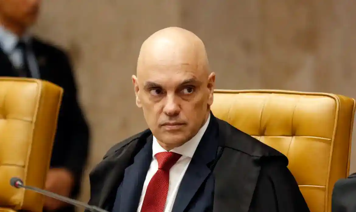 Imagem de Moraes pede a Fachin retirada de sigilo em processo ligado ao Banco Master