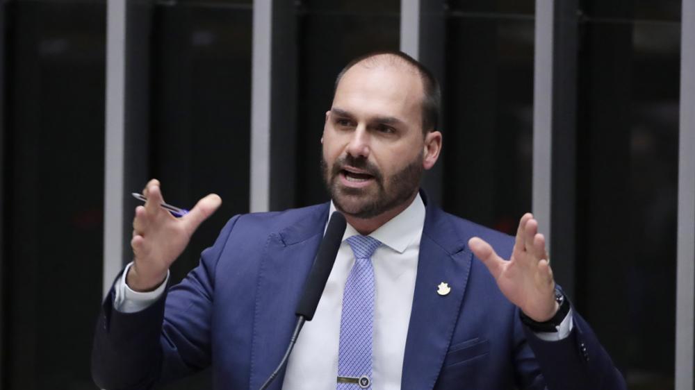 Imagem de DPU questiona atuação de Moraes em ação contra Eduardo Bolsonaro no STF