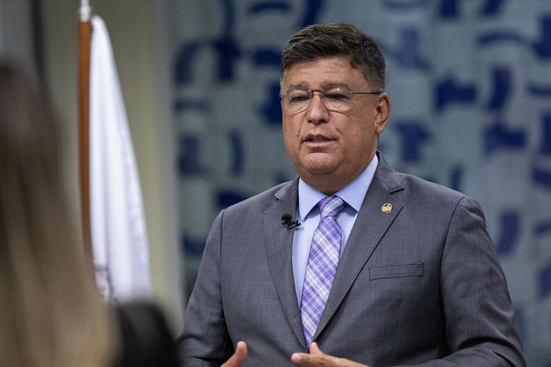 Imagem de “Em qualquer país sério, Moraes estaria afastado”, diz presidente da CPMI do INSS