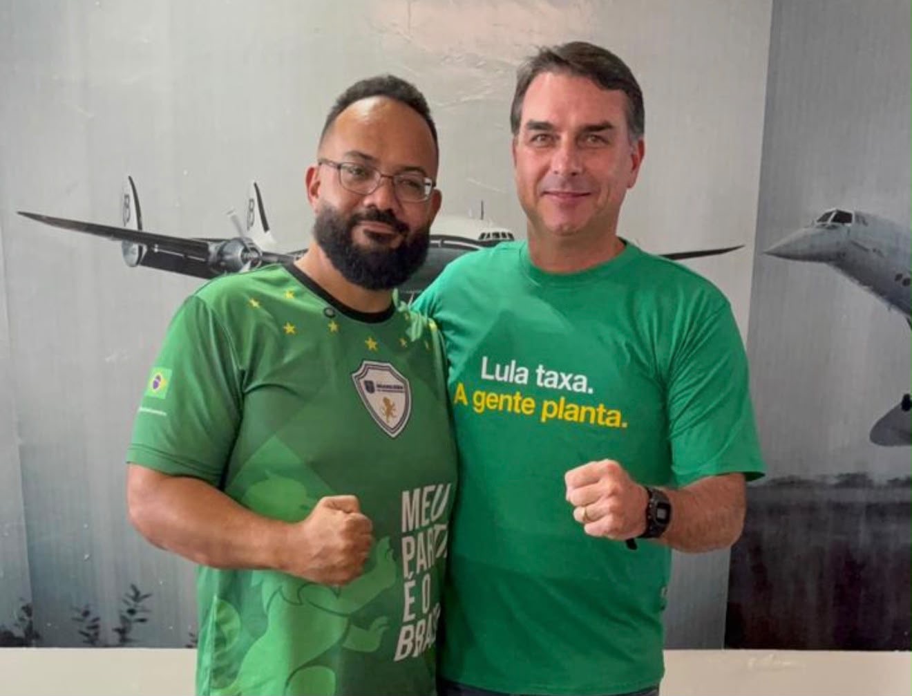 Imagem de Leandro de Jesus recepciona Flávio Bolsonaro na Bahia Farm Show: "O nosso estado vai fazer a diferença"