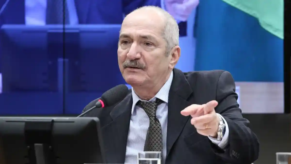 Imagem de Aldo Rebelo é expulso do Democracia Cristã após conflito interno no partido