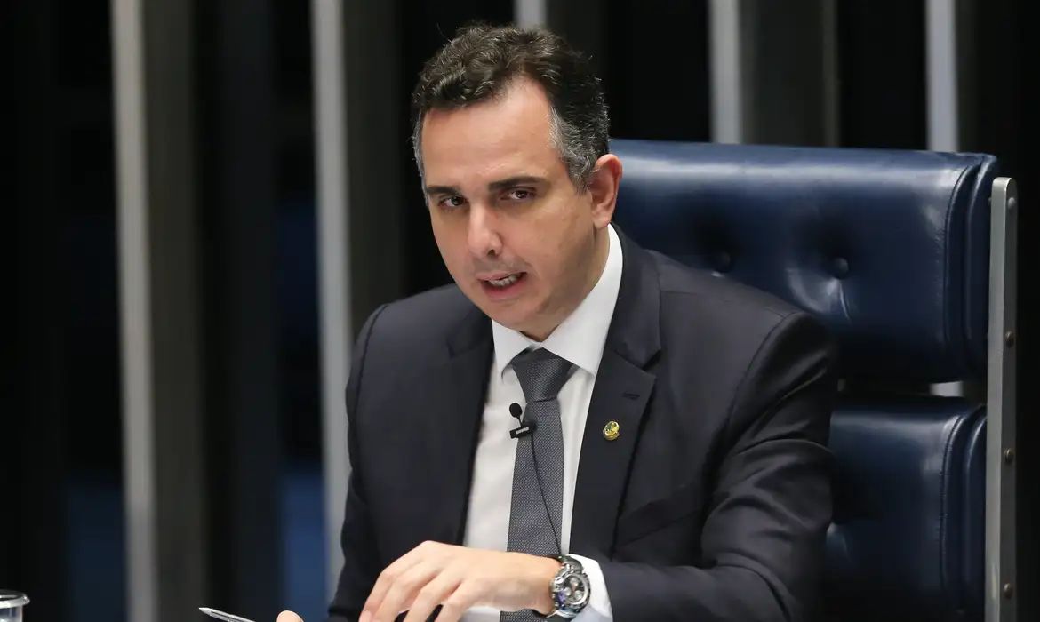 Imagem de Pacheco reage à pressão da oposição e rejeita anistia ampla: “Não foi passeio no parque”