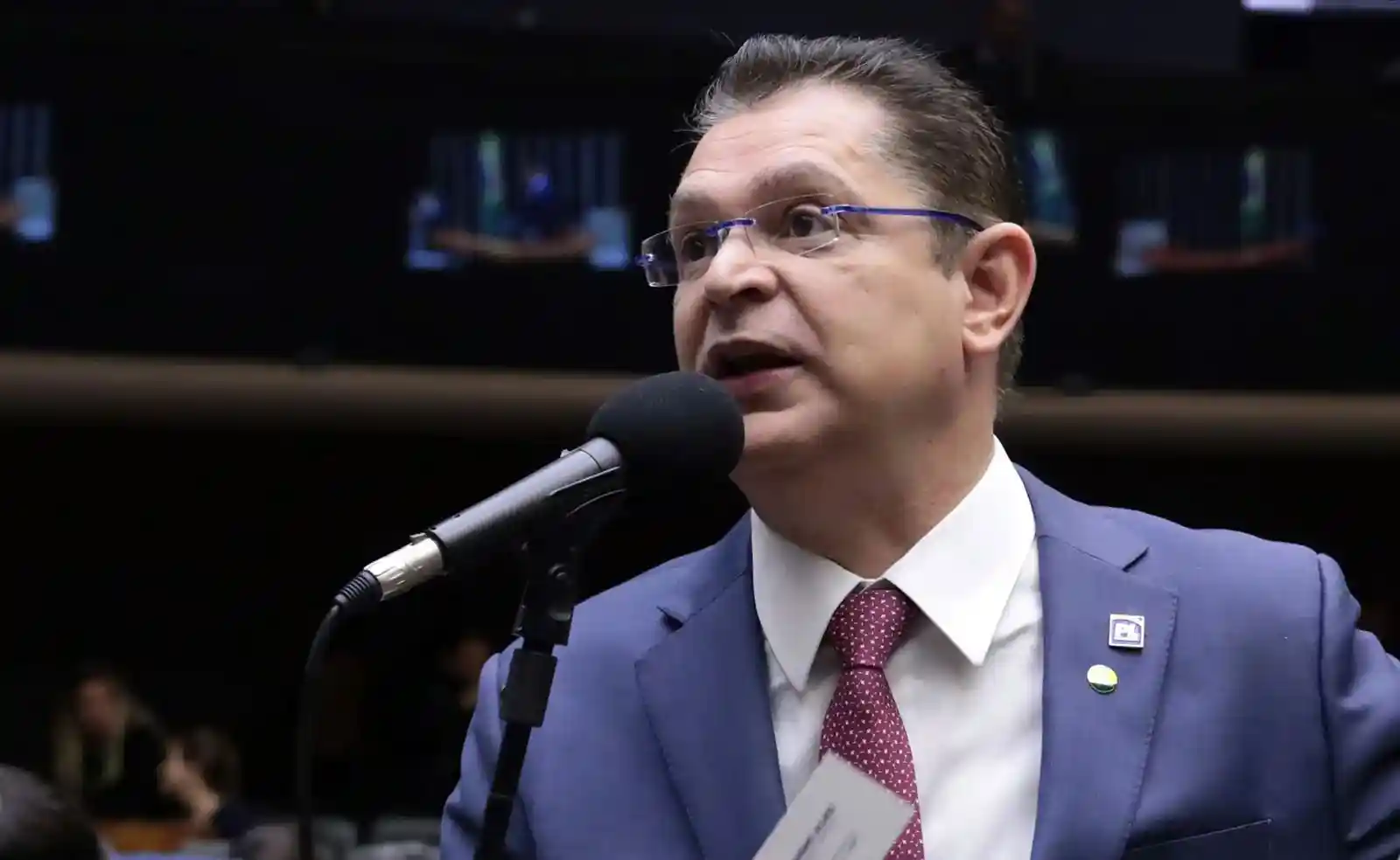 Sóstenes Cavalcante critica Gilmar Mendes por comentários políticos e defende postura contida do STF