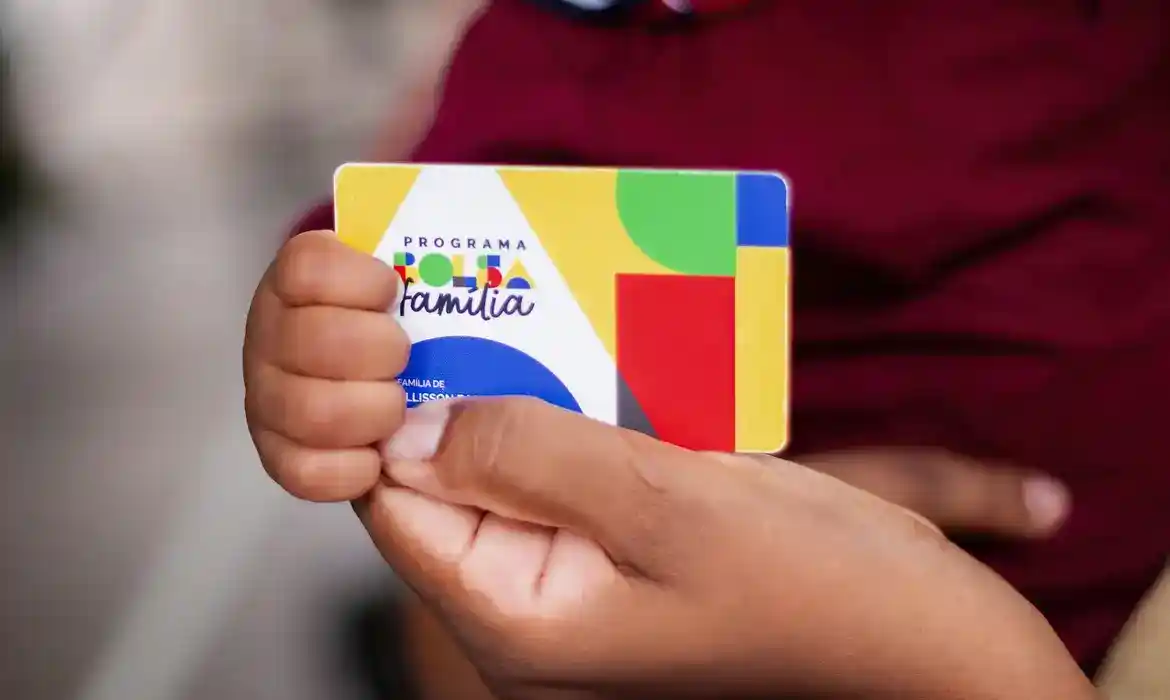 Imagem de TCU aponta falhas no acompanhamento de vacinação e frequência escolar no Bolsa Família
