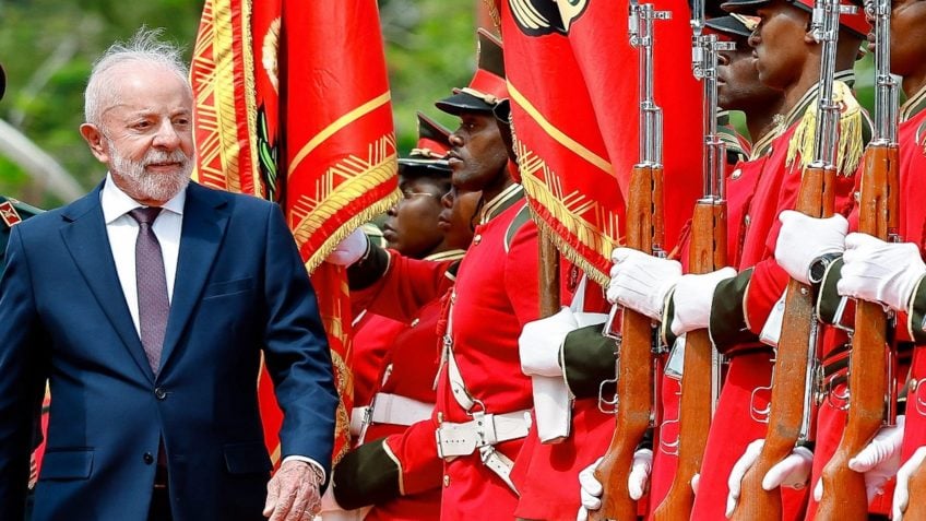 Imagem de Em Moçambique, Lula diz que Brasil “se perdeu por caminhos sombrios”