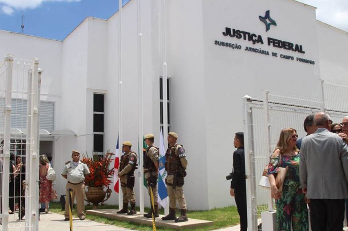 Justiça federal oferece até R$ 8 mil a mais para juízes que aceitarem trabalhar no interior da Bahia