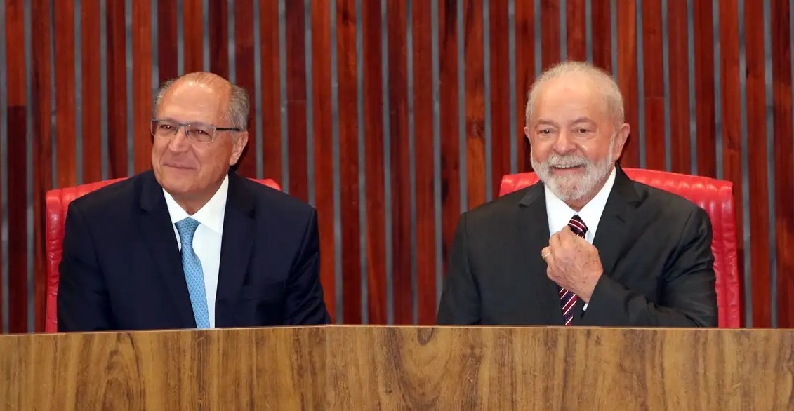 Imagem de Lula escala Alckmin para negociar com empresários e tenta se blindar do desgaste do tarifaço de Trump