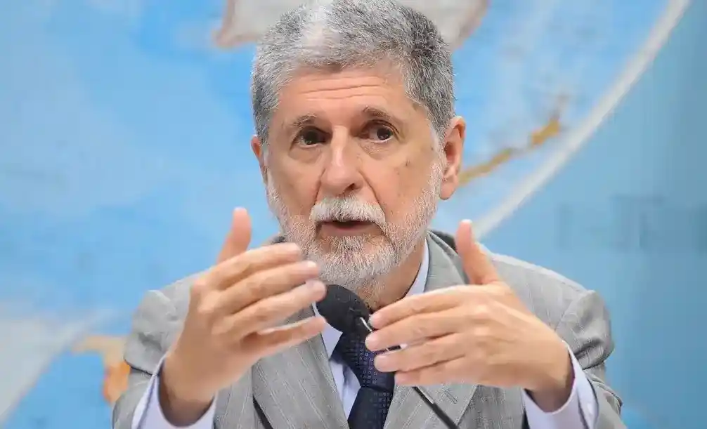 Imagem de Brasil não pressionará Maduro a deixar o poder, afirma Celso Amorim